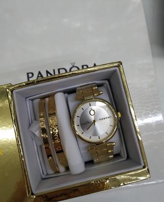 Женские часы Pandora. В фирменной подарочной коробке.