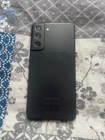 Продам телефон Samsung s21fe