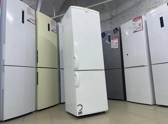 Холодильник Bosch средних размеров