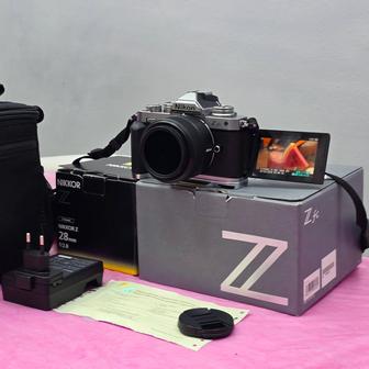 Nikon Z fc (боди), рукоятка для фотоопора, сумка