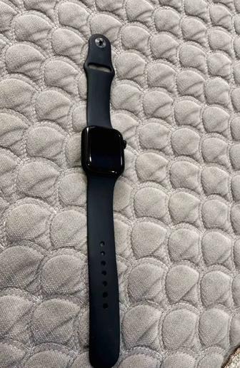 Продам Apple Watch Series 8