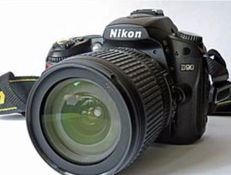 Продам фотоаппарат Nikon D90