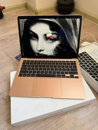 Срочно MacBook Air 13 2020 M1