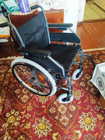 Продам кресло-коляску инвалидную