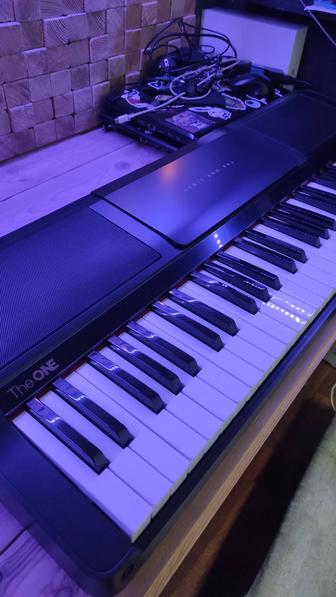 Синтезатор The One LIGHT Smart Piano