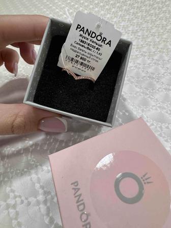 Нежное кольцо от Pandora