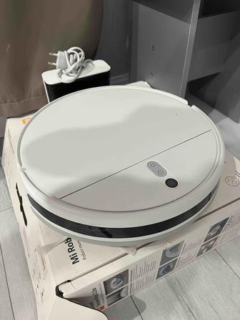 Продам робот пылесос Xiaomi Mi Robot Vacuum-Mop 2 Lite
