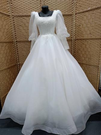 Продам срочно современное свадебное платье