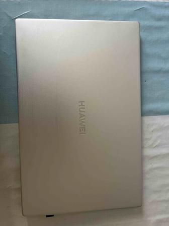 Продам ноутбук Huawei MateBook D15 BohrM-WDQ9B серебристый